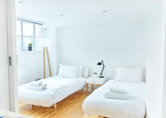 Stylish Warehouse- Central Brighton